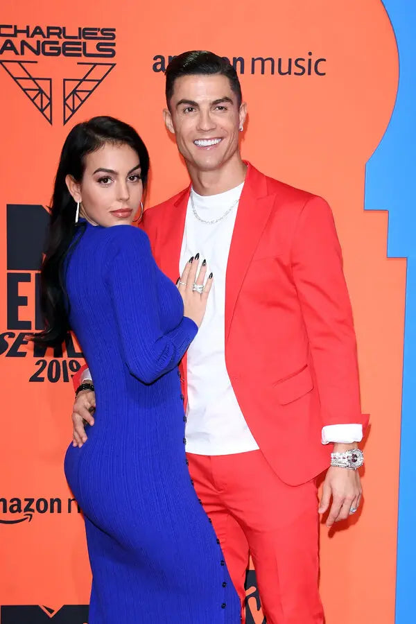 Cristiano Ronaldo's Engagement Ring: A Sparkling Symbol of Love and Luxury