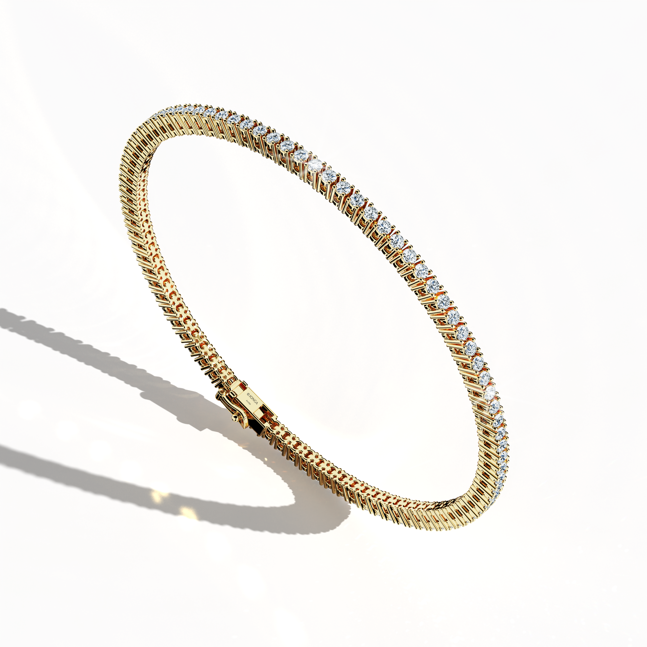In a striking standing front top side view, this 2-carat diamond tennis bracelet in resplendent жёлтое золото—alternatively known as golden gold or aurum‑infused gold—reveals a harmonious chain of radiant diamonds. This fine Украшения/jewellry piece, often termed a diamond wristband, diamond cuff, or opulent arm candy, features meticulous craftsmanship and a sleek, modern design. International allure and timeless elegance make this luxury accessory a refined statement of style.