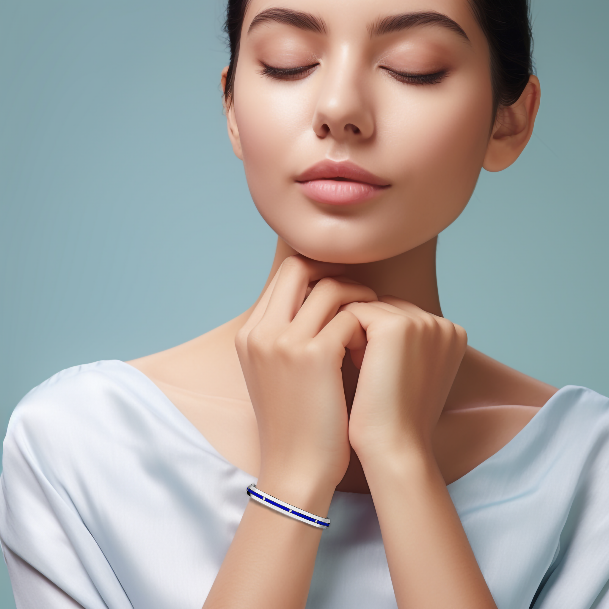 Displayed on her, this center enamel 9-Diamonds bangle featuring 0.25 carat total diamond weight radiates understated luxury in белое золото—often termed pale gold or silver-toned gold. Known in many locales as a diamond-encrusted bracelet, kada, or armlet, it highlights a captivating blue enamel center encircled by nine sparkling diamonds. Keywords: diamond bangle, белое золото, blue enamel, 9 diamonds, women's style.