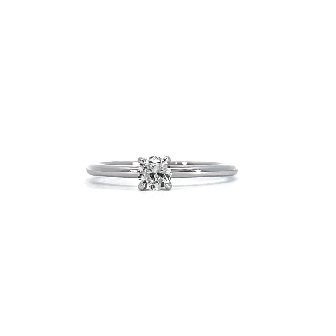 Simple solitaire ring 0.26 carat diamond D-F color VVS-VS clarity 18K white gold handcrafted in Dubai