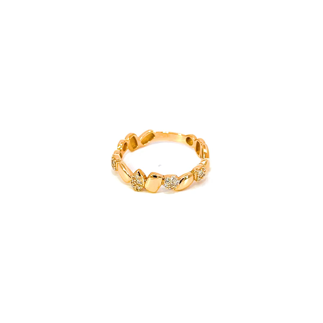 Multi-diamond shaped semi-paved band showing 0.14 carat D-F color VVS-VS clarity diamonds in geometric setting 18K white gold